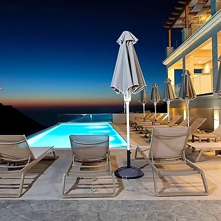 Sky View Kefalonia 3* ليكسوري