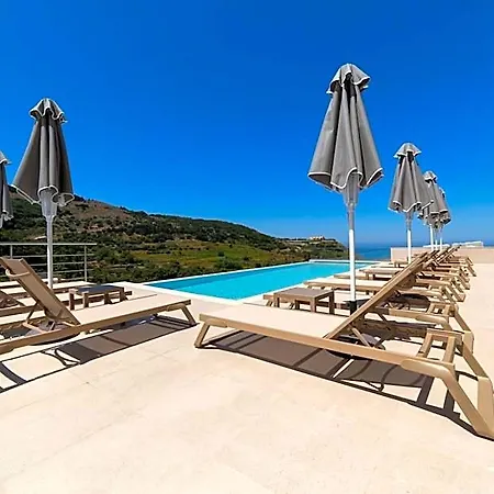 Sky View Kefalonia فندق